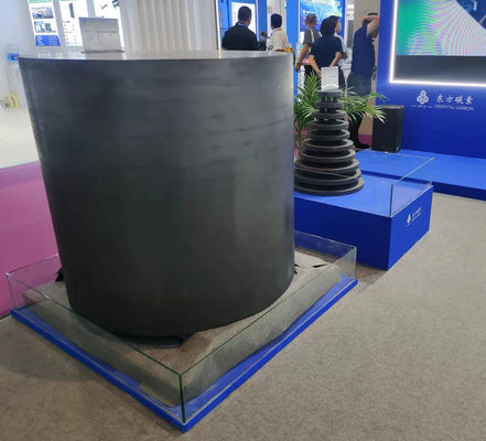 暖房用 溶解炉用 滑らかな同動性グラフィットブロック 100 Mpa 圧縮強度