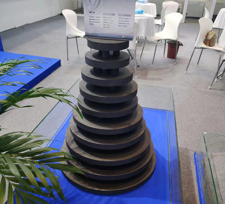 暖房用 溶解炉用 滑らかな同動性グラフィットブロック 100 Mpa 圧縮強度