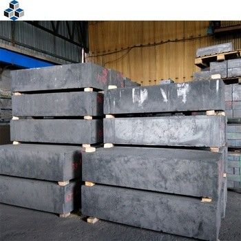 1.61 G/Cm3 オーブンの部品や加熱要素のための滑らかな振動グラフィットブロック