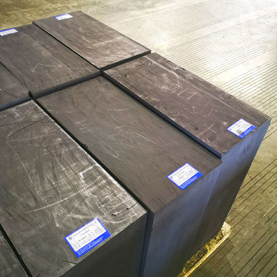 黄金インゴットの鋳造と鋳造 グラフィットを使用する 金の溶融器 異静的グラフィットブロックを使用する