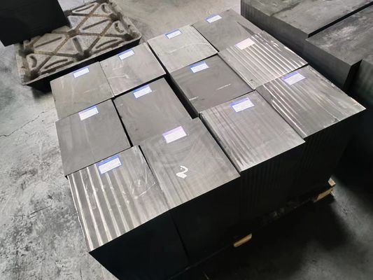 高純度グラフィット材料 グラフィット・クレージュブル&ストッパー用